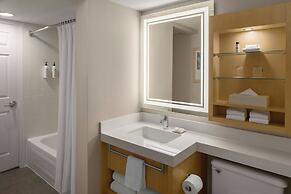 Delta Hotels by Marriott Whistler Village Suites