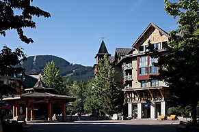 Delta Hotels by Marriott Whistler Village Suites