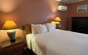 Annapolis Royal Inn & Suites