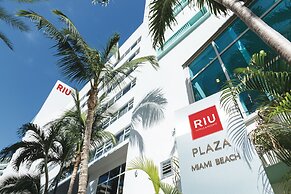 Hotel Riu Plaza Miami Beach