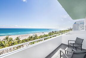 Hotel Riu Plaza Miami Beach