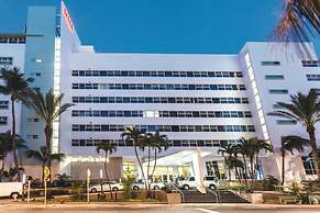 Hotel Riu Plaza Miami Beach