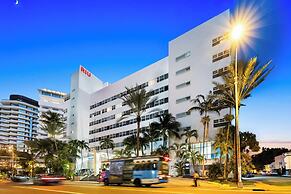 Hotel Riu Plaza Miami Beach