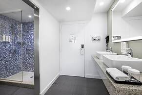 Hotel Riu Plaza Miami Beach