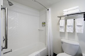 Holiday Inn & Suites Wausau-Rothschild by IHG