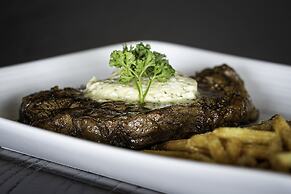 Holiday Inn & Suites Wausau-Rothschild by IHG