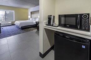 Holiday Inn & Suites Wausau-Rothschild by IHG