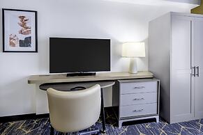 Holiday Inn & Suites Wausau-Rothschild by IHG