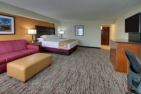 Drury Inn & Suites Bowling Green