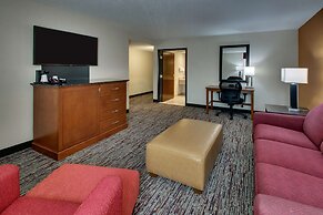 Drury Inn & Suites Bowling Green