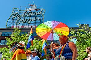 Embassy Suites by Hilton Portland Downtown