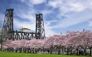 Embassy Suites by Hilton Portland Downtown