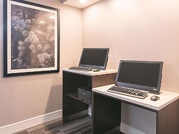 La Quinta Inn & Suites by Wyndham Atlanta Conyers