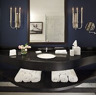 Kimpton George Hotel by IHG