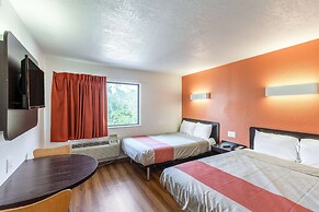 Motel 6 Dallas, TX - South