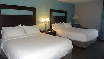 Holiday Inn Express Kansas City-Bonner Springs, an IHG Hotel