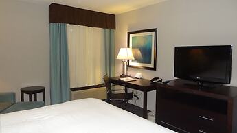 Holiday Inn Express Kansas City-Bonner Springs by IHG