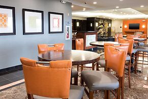 Drury Inn & Suites St. Louis Creve Coeur