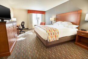 Drury Inn & Suites St. Louis Creve Coeur