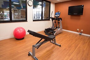 Drury Inn & Suites St. Louis Creve Coeur