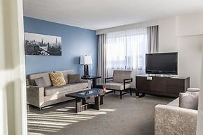 25 Cartier LP / Ottawa Embassy Hotel