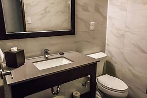 25 Cartier LP / Ottawa Embassy Hotel