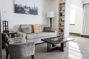 25 Cartier LP / Ottawa Embassy Hotel