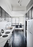 25 Cartier LP / Ottawa Embassy Hotel