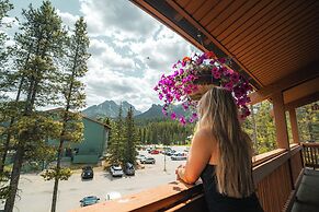 Lake Louise Inn