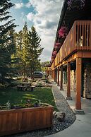 Lake Louise Inn