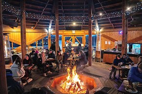 Lake Louise Inn