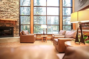 Lake Louise Inn