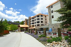 Grand Lodge Crested Butte