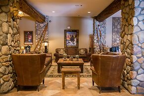 Grand Lodge Crested Butte