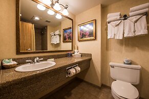 Grand Lodge Crested Butte