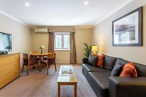 Westmead Hotel