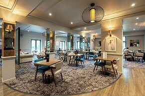 Westmead Hotel
