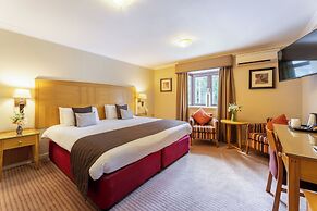 Westmead Hotel