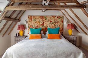 The Falstaff Hotel