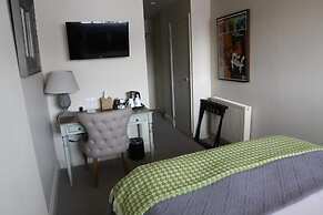 The Falstaff Hotel