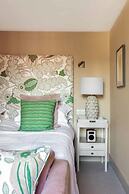 The Falstaff Hotel