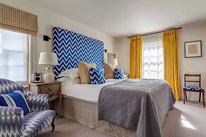 The Falstaff Hotel