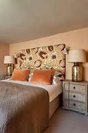 The Falstaff Hotel