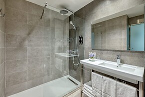 Virgen de los Reyes Hotel