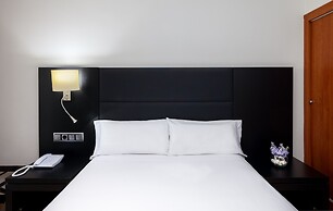 Virgen de los Reyes Hotel