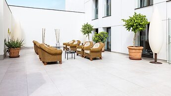 Virgen de los Reyes Hotel