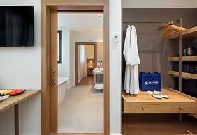 Virgen de los Reyes Hotel