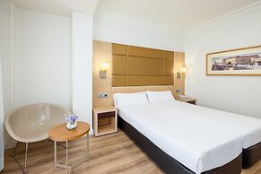 Virgen de los Reyes Hotel