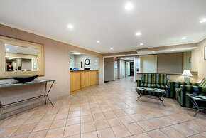 La Quinta Inn & Suites by Wyndham Mansfield OH