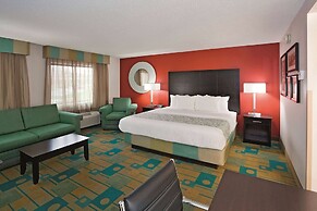 La Quinta Inn & Suites by Wyndham Mansfield OH